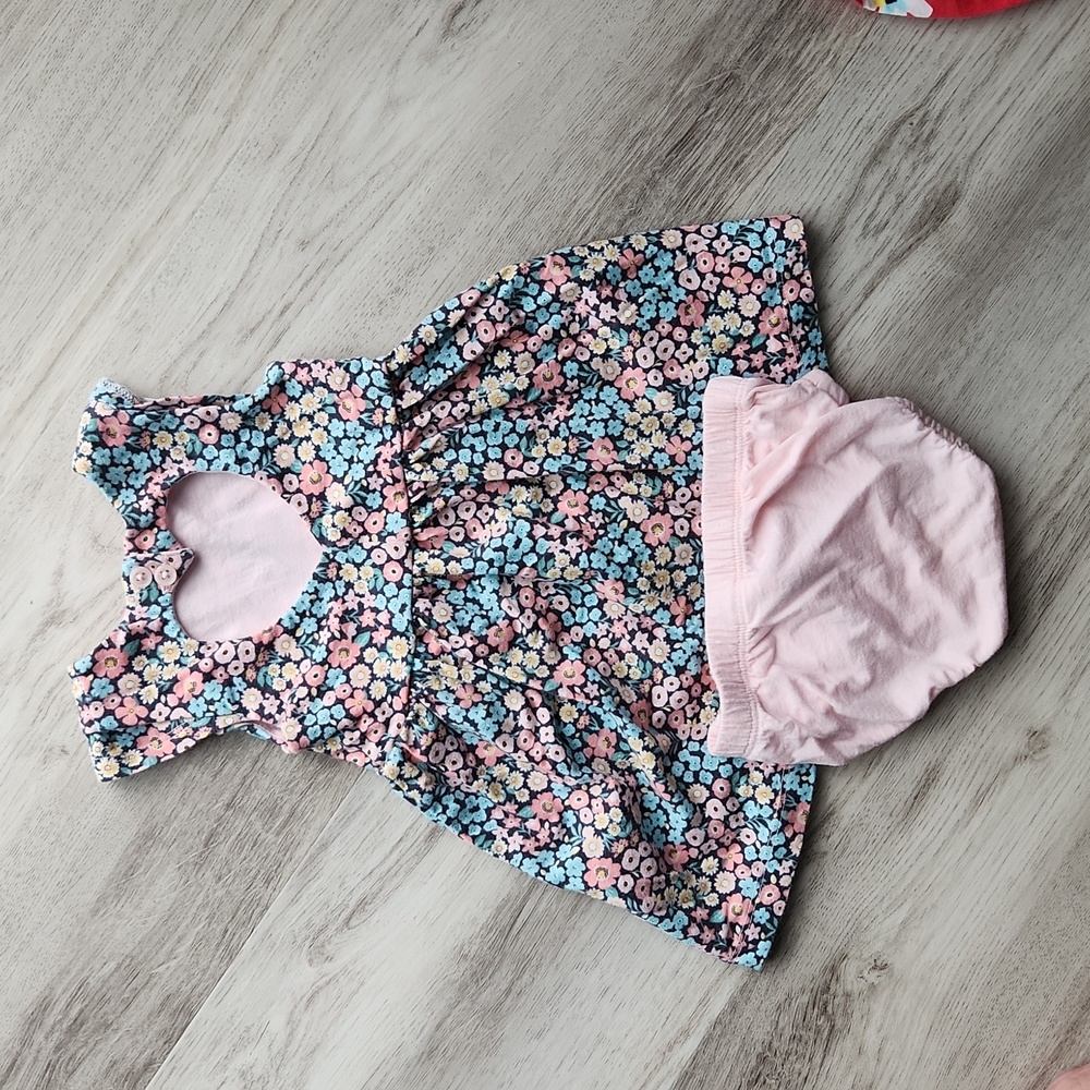 Carter's Baby Girl's Dress Bundle - Picture 5 of 12